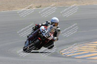 media/Apr-09-2023-SoCal Trackdays (Sun) [[333f347954]]/Turn 10 (115pm)/